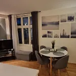 Apartment 1 Bedroom With A View *