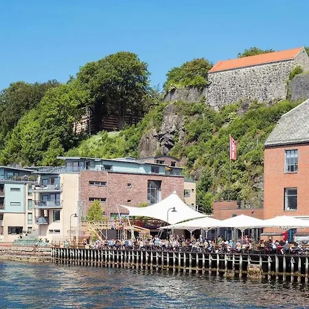 1 Bedroom With A View Apartament