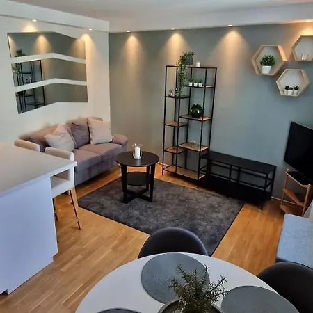 Apartment 1 Bedroom With A View